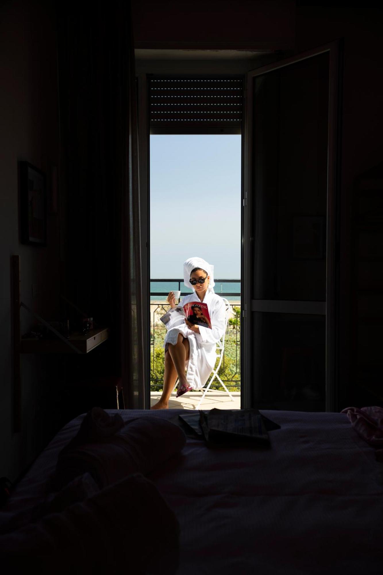 Hotel Belvedere Римини Екстериор снимка