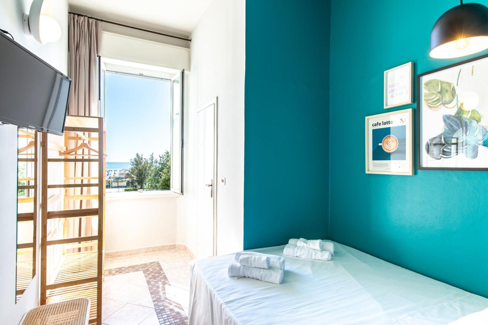 Hotel Belvedere Римини Екстериор снимка